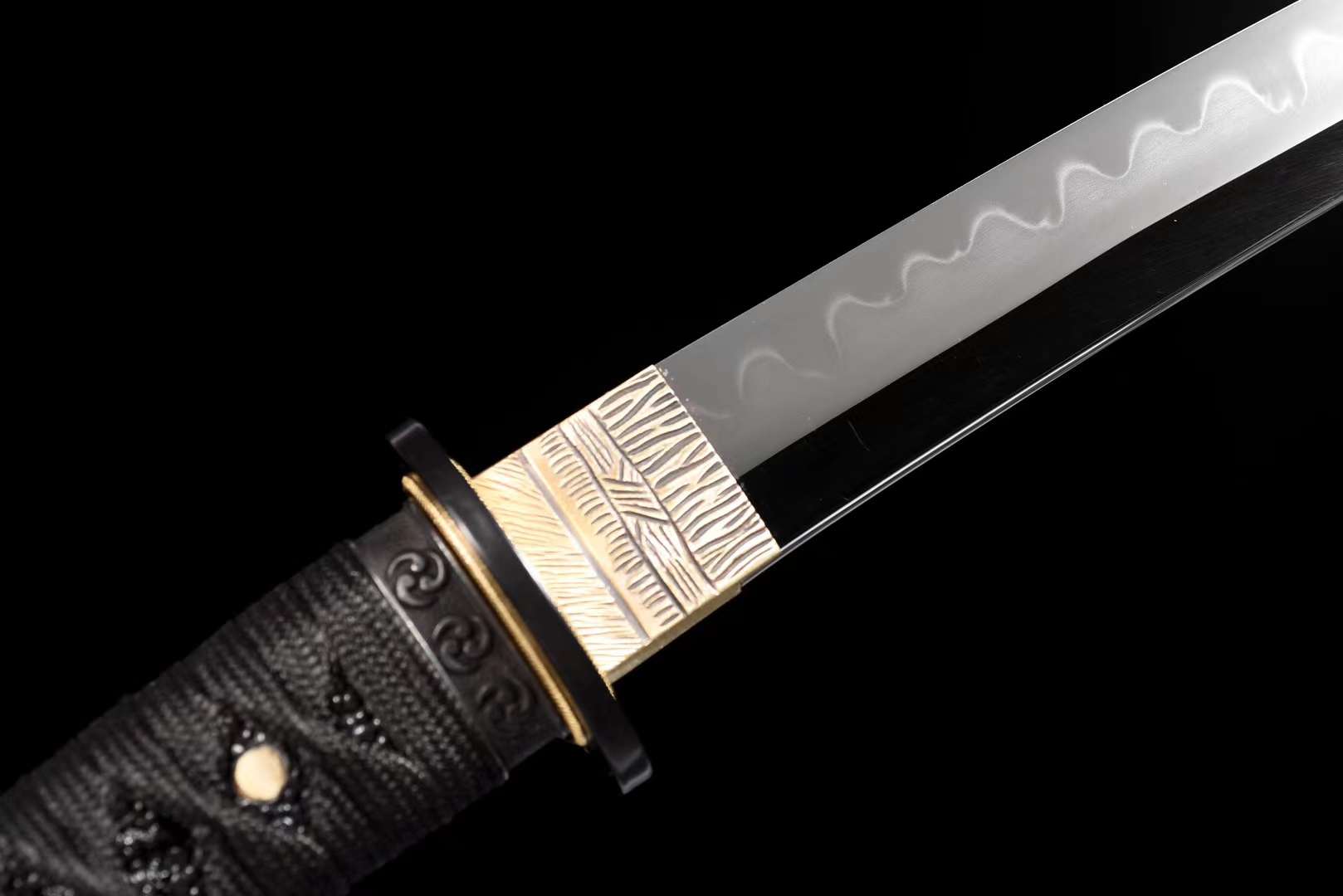 黒翡翠 Tanto High-Manganese Steel