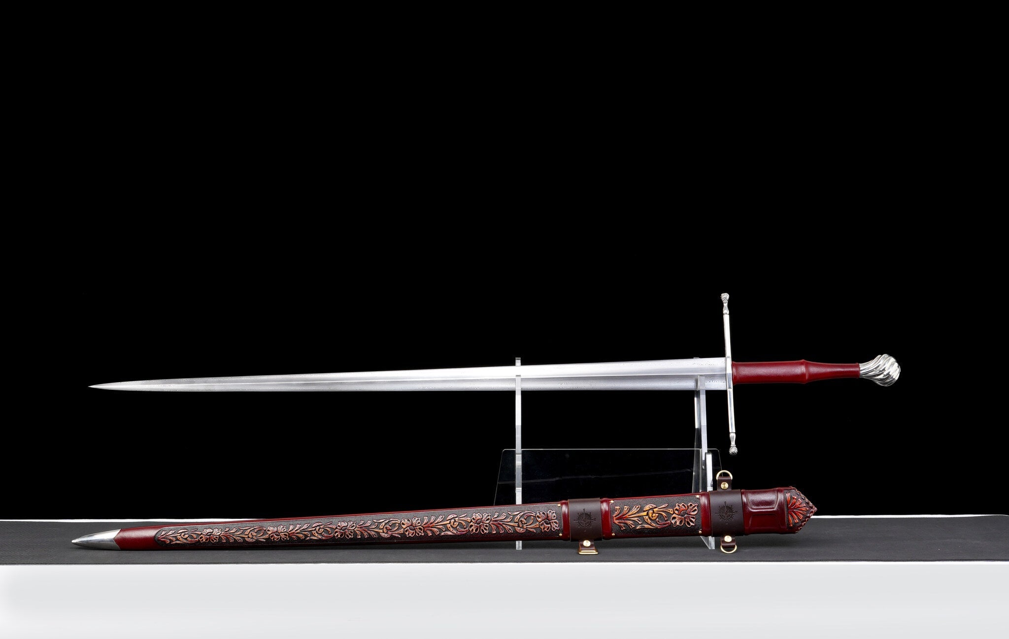 Crimson Lion Longsword – Damascus Steel – 49.6 in – medieval sword