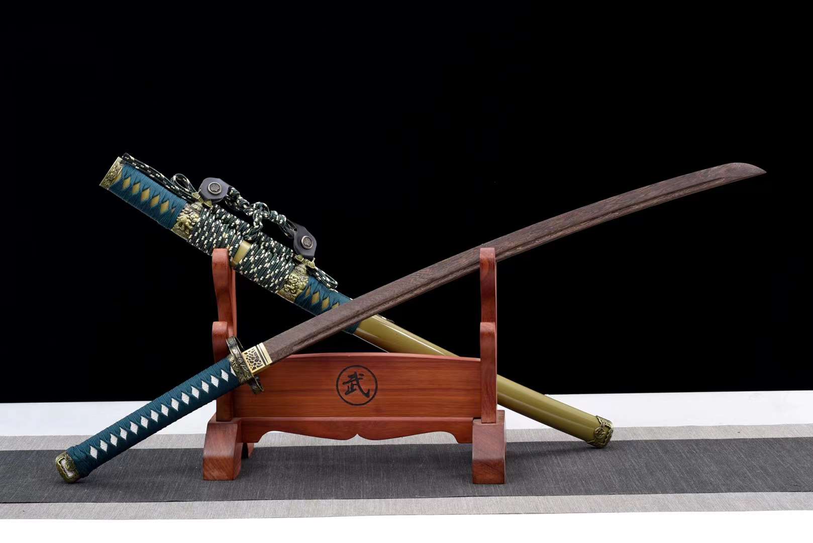 Katana en bois d’épée d’entraînement fait à la main
