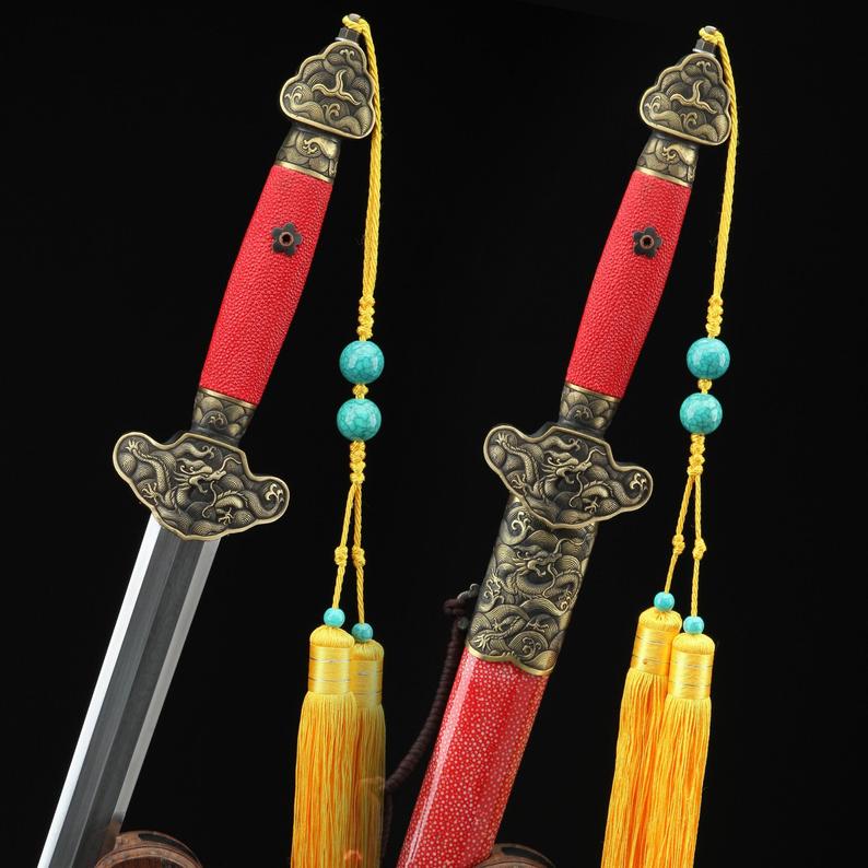 Épées Chinoises Trempées D'argile D'acier De Damas De Thème De Dragon Chinois De Rayskin Rouge