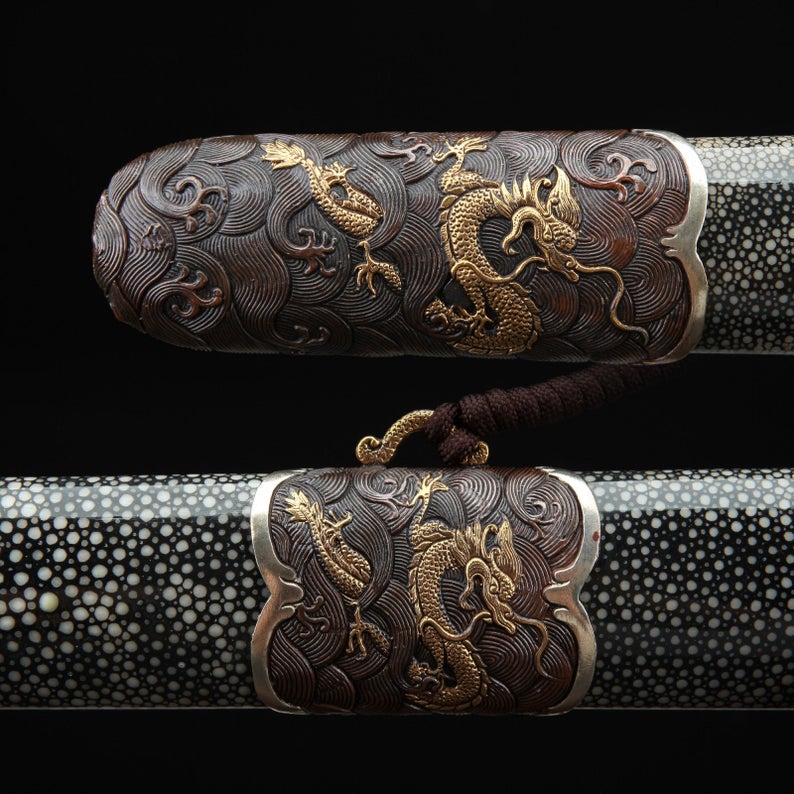 Épées Chinoises Trempées En Argile D'acier De Damas Sur Le Thème Du Dragon Chinois Rayskin Noir