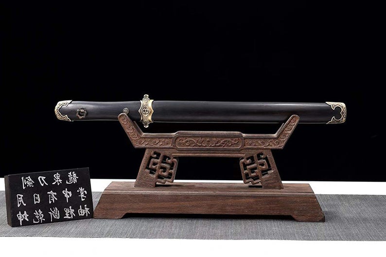 Épées chinoises faites à la main de la dynastie Tang, véritable épée de haute qualité, en acier damas, fourreau en ébène aiguisé