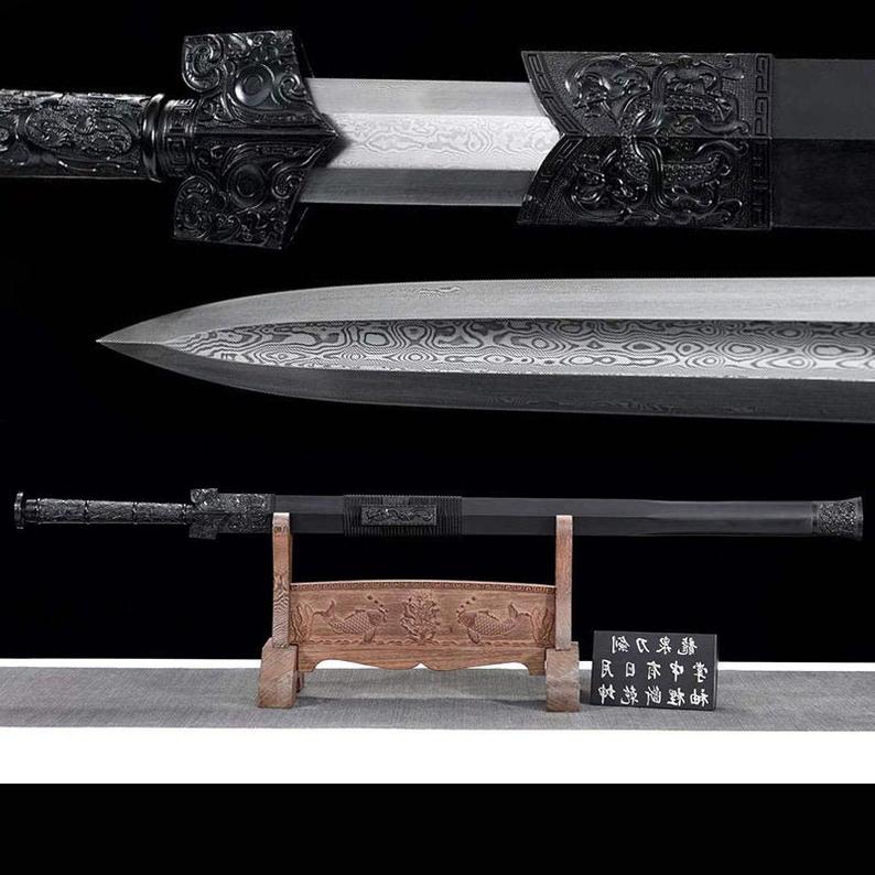 Handgefertigte chinesische Schwerter aus der Han-Dynastie. Hochwertiges echtes Schwert aus Damaststahl mit geschärfter Ebenholzscheide