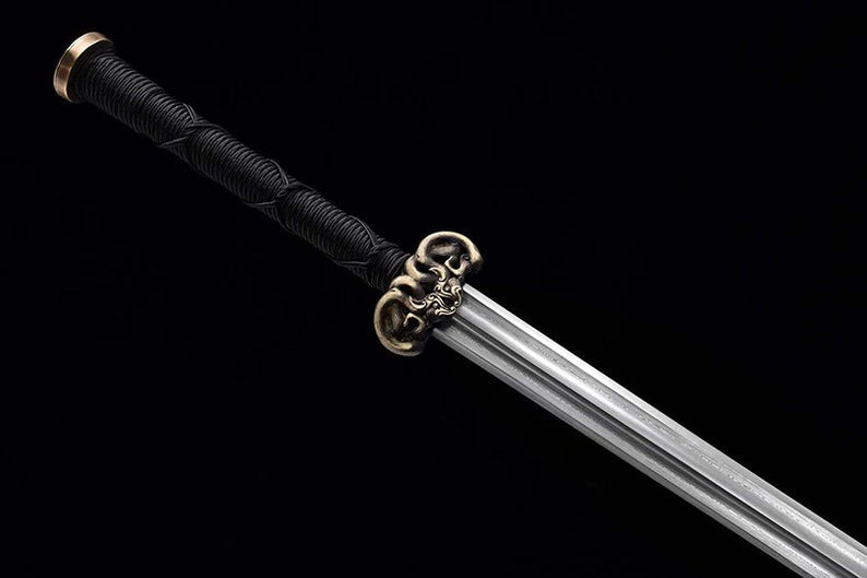Handmade Chinese Swords Han Dynasty Swords High Quality Real Sword Damascus Steel Full Tang Sharpened Rosewood Scabbard