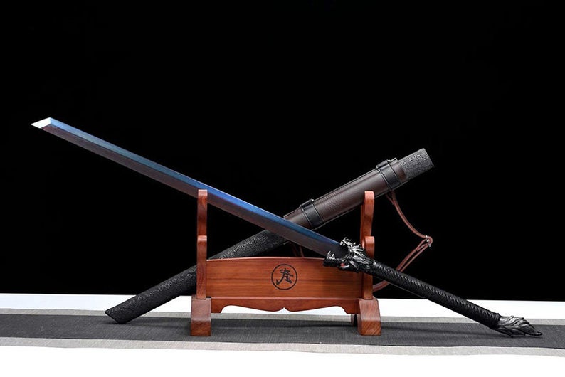 Épées chinoises faites à la main Épées de la dynastie Tang Épée réelle de haute qualité Acier à haute teneur en manganèse Dao Full Tang Blue Blade Loup aiguisé