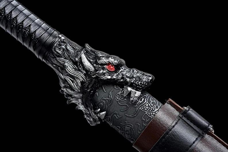 Épées chinoises faites à la main Épées de la dynastie Tang Épée réelle de haute qualité Acier à haute teneur en manganèse Dao Full Tang Blue Blade Loup aiguisé