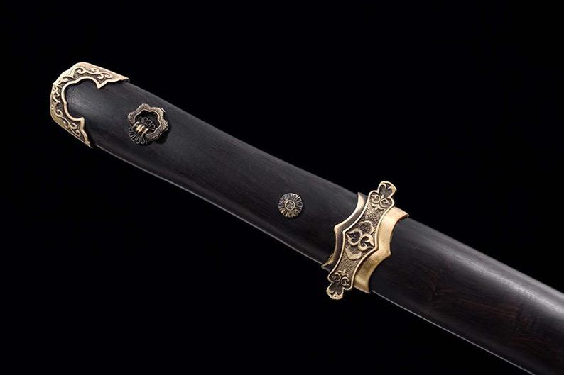 Épées chinoises faites à la main de la dynastie Tang, véritable épée de haute qualité, en acier damas, fourreau en ébène aiguisé