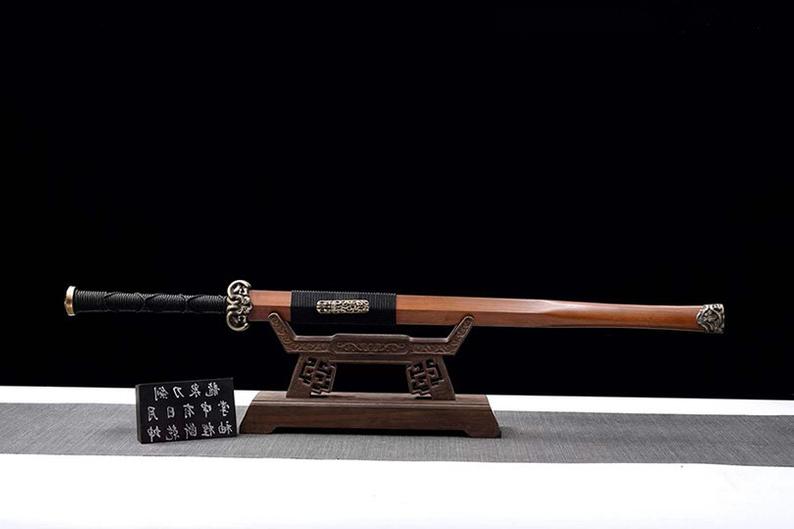 Handmade Chinese Swords Han Dynasty Swords High Quality Real Sword Damascus Steel Full Tang Sharpened Rosewood Scabbard