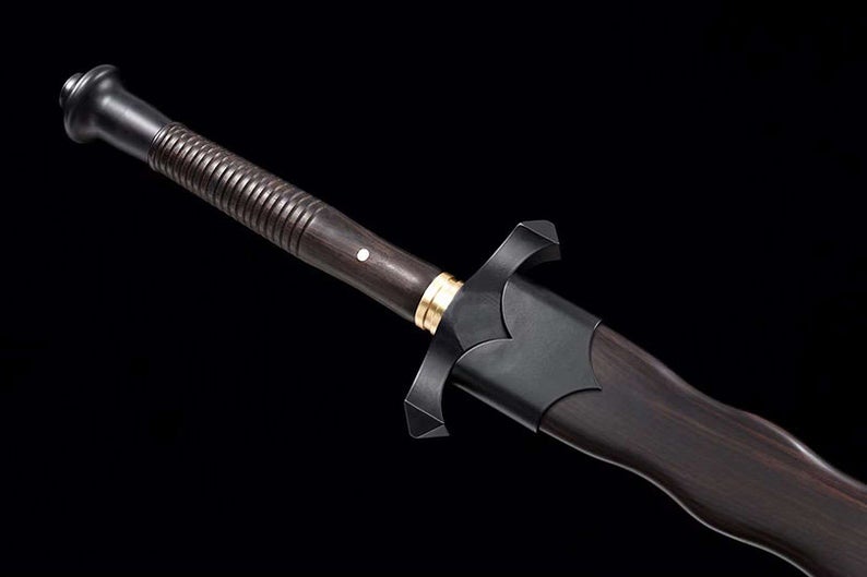 Épées chinoises faites à la main, véritable épée de haute qualité, en acier damas, fourreau en ébène aiguisé