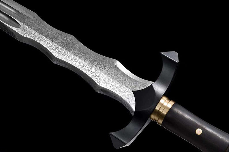 Épées chinoises faites à la main, véritable épée de haute qualité, en acier damas, fourreau en ébène aiguisé