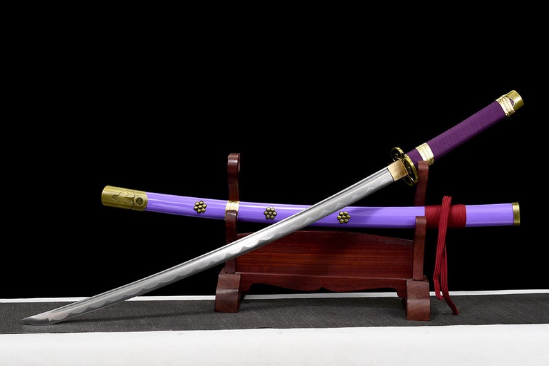Einteilige handgemachte Katana Roronoa Zoro Katana japanische Samuraischwerter, echte Klinge, lila Scheide, voller Tang