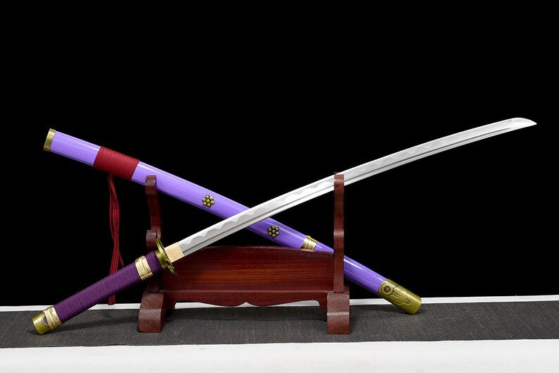Einteilige handgemachte Katana Roronoa Zoro Katana japanische Samuraischwerter, echte Klinge, lila Scheide, voller Tang