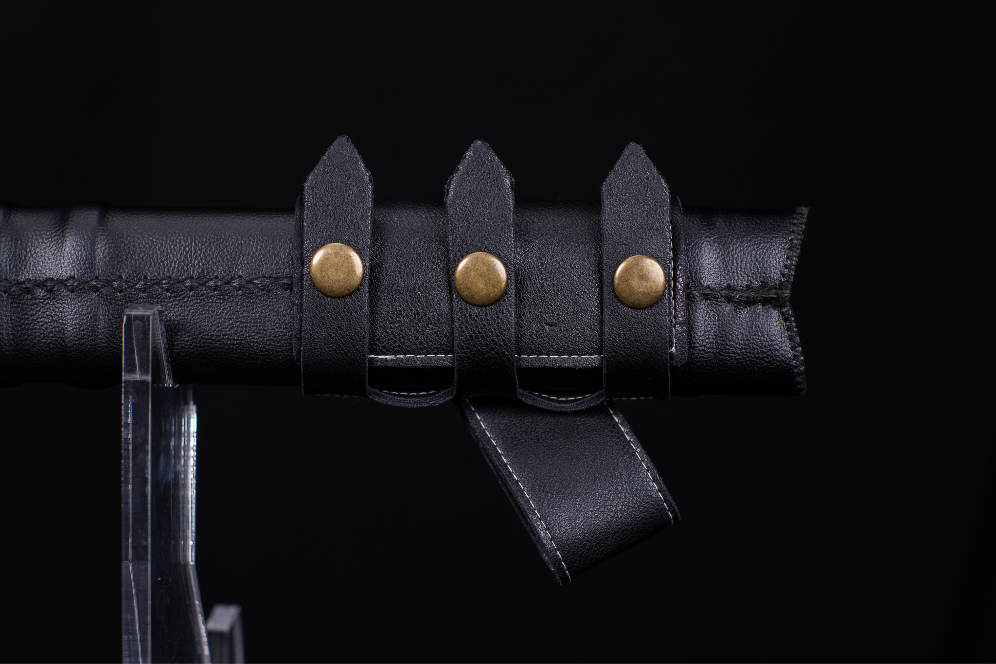 Blackthorn Spring Steel Bastard Sword – 37.8 in – detail 4