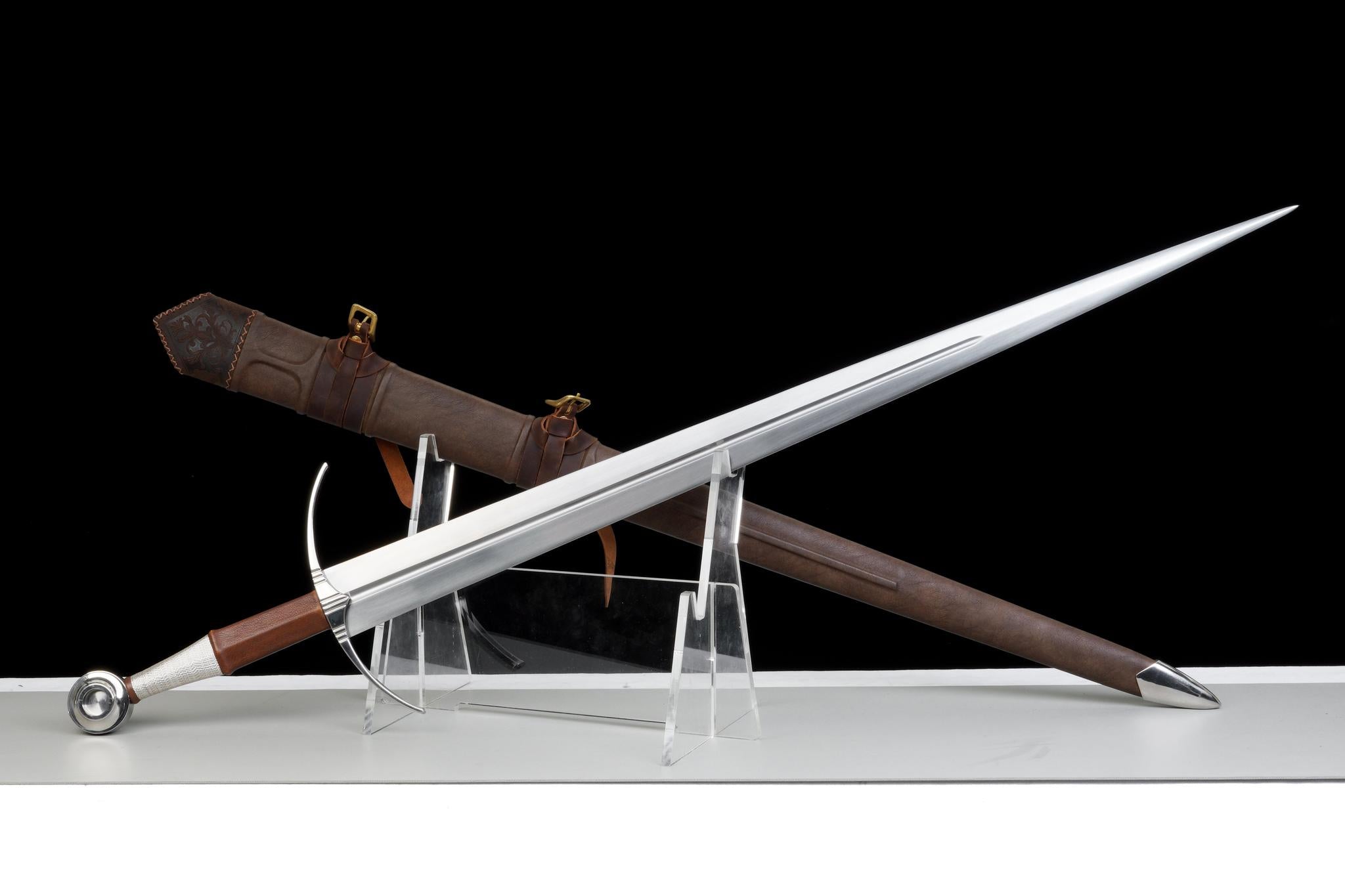 Ironcrest Longsword – 65 Manganese Steel – detail 4