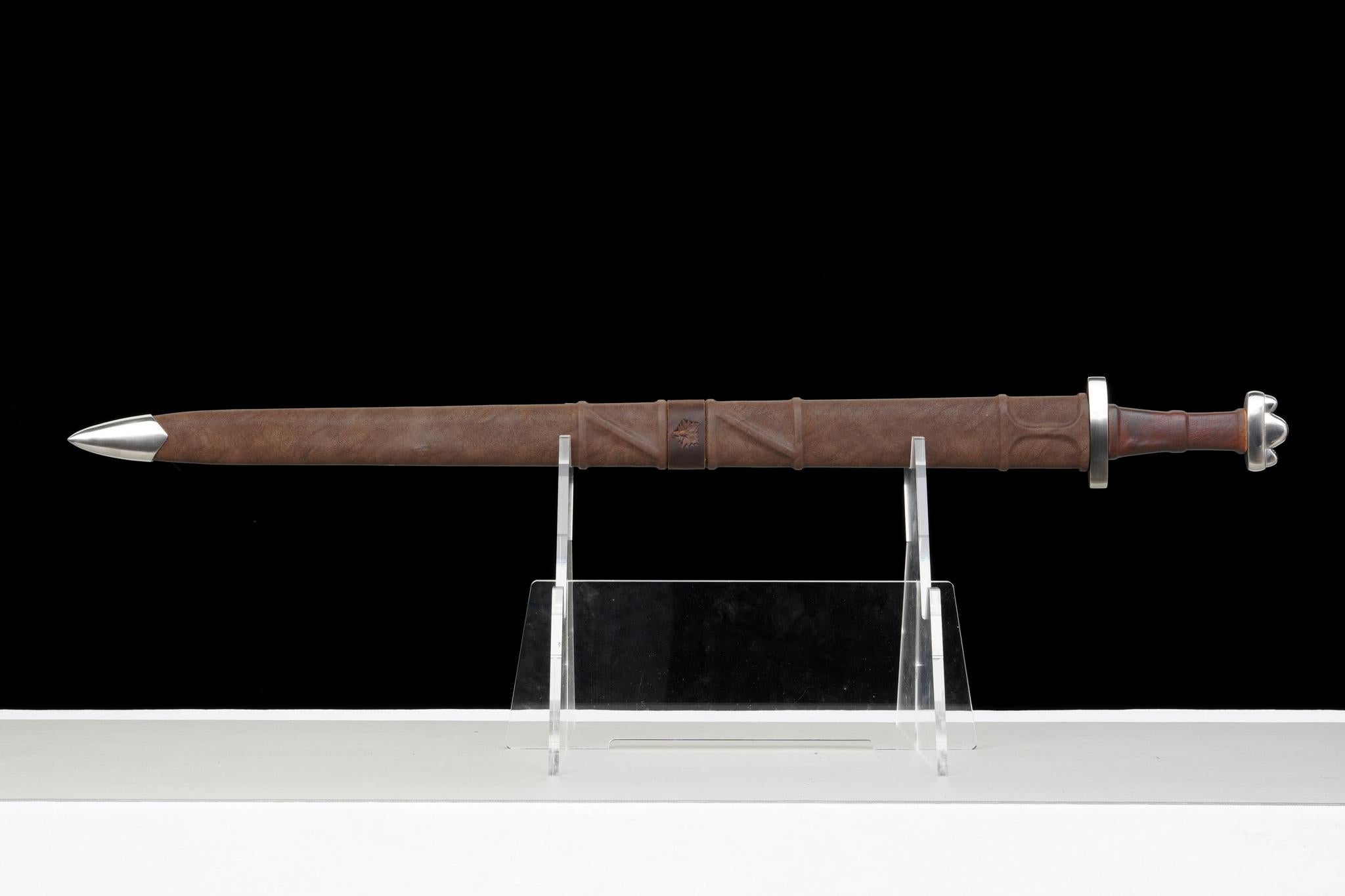 Wolfsong 65 Manganese Steel Viking Sword – 36.22 in – detail 2