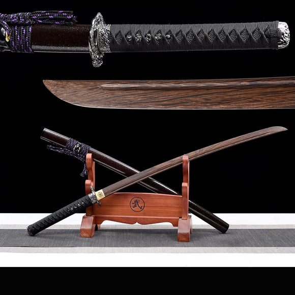Handgefertigte japanische Schwerter üben Samurai-Katana-Holzschwert mit weißer Scheide