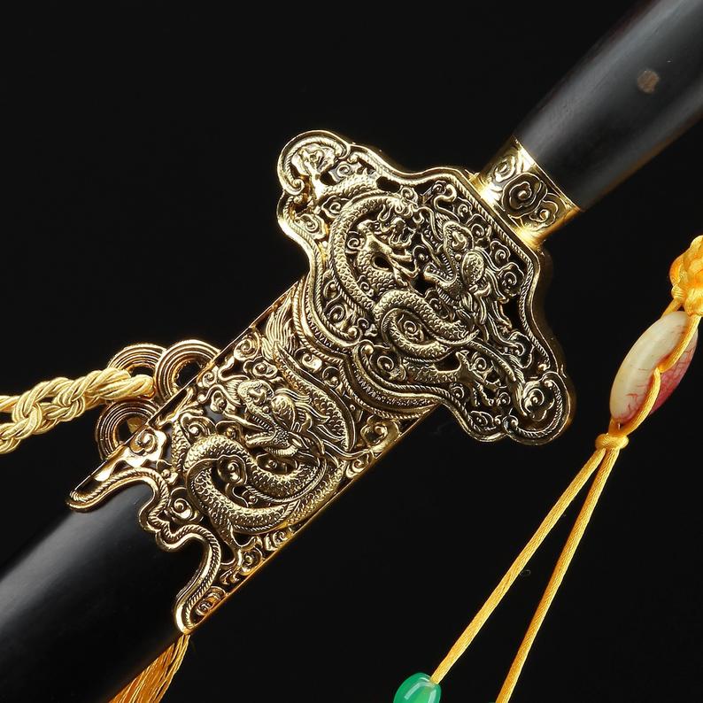 Épées Chinoises De Style Dragon De Chine En Acier Au Carbone à Modèle Fait à La Main 
