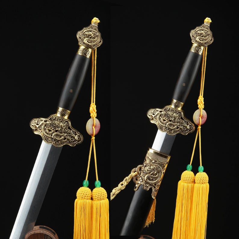 Handgefertigte chinesische Schwerter aus Kohlenstoffstahl im Drachenstil 
