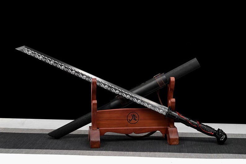 Épée chinoise faite à la main de la dynastie Tang, véritable lame noire en acier à haute teneur en manganèse, crâne 